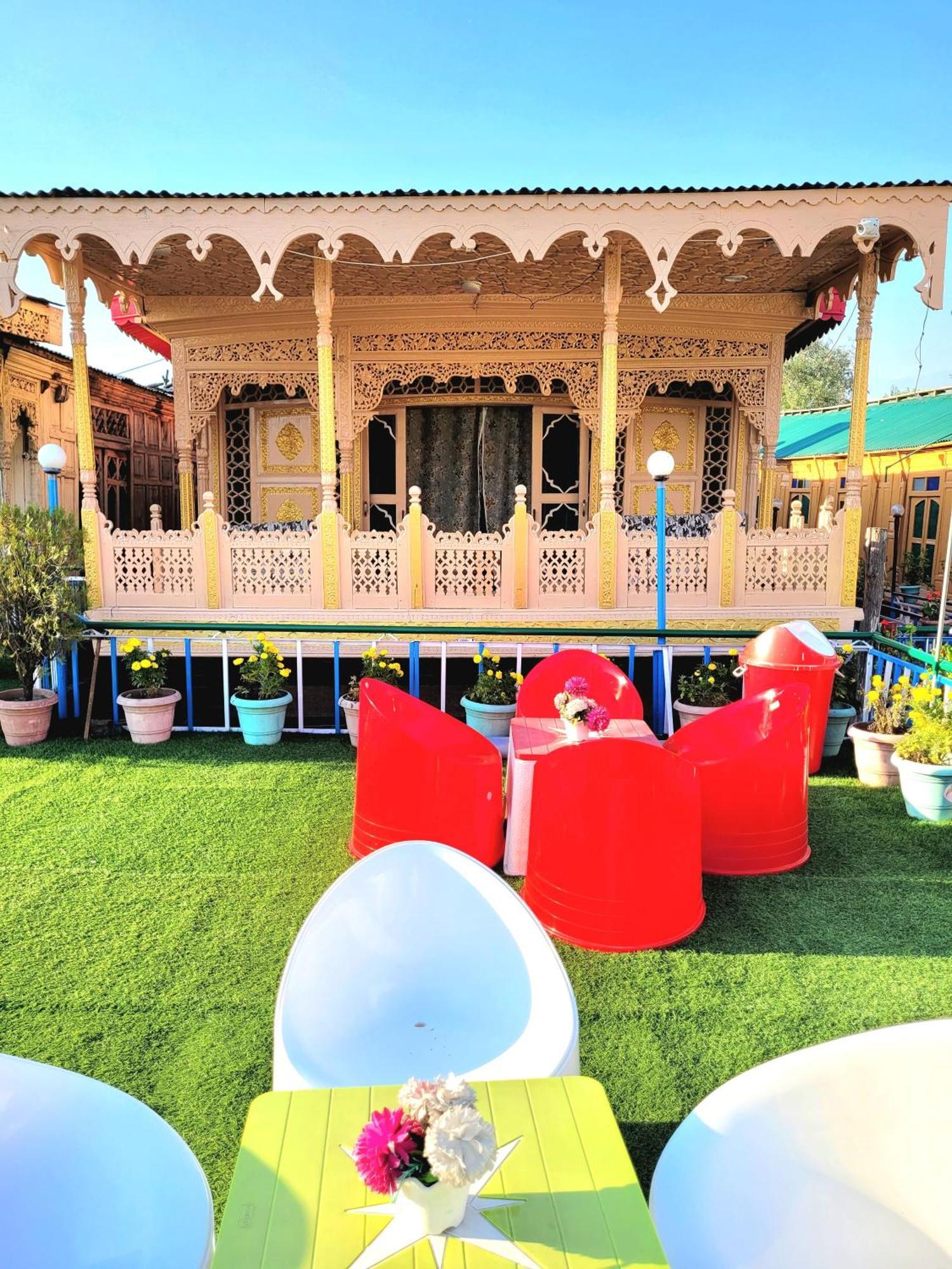 Aziz Palace Group Of Houseboats Srīnagar Екстериор снимка