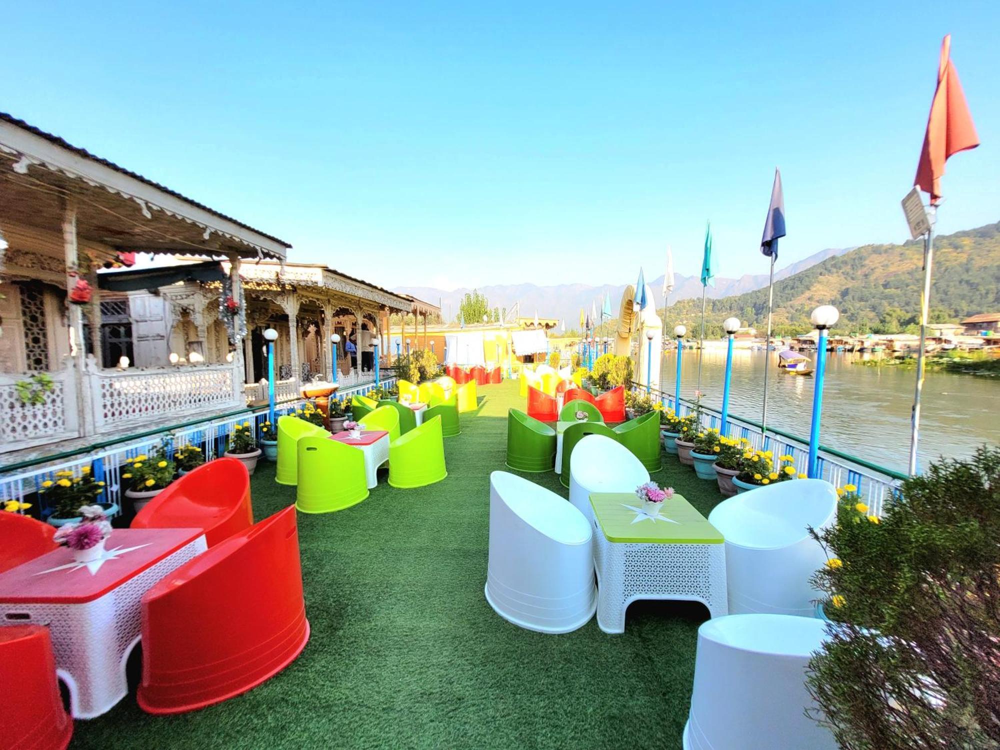 Aziz Palace Group Of Houseboats Srīnagar Екстериор снимка