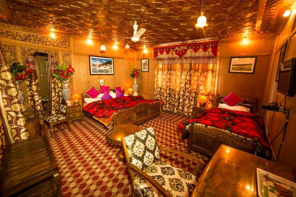 Aziz Palace Group Of Houseboats Srīnagar Екстериор снимка
