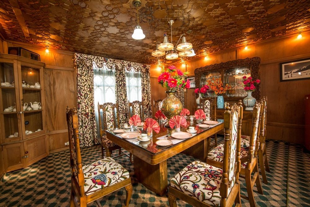 Aziz Palace Group Of Houseboats Srīnagar Екстериор снимка
